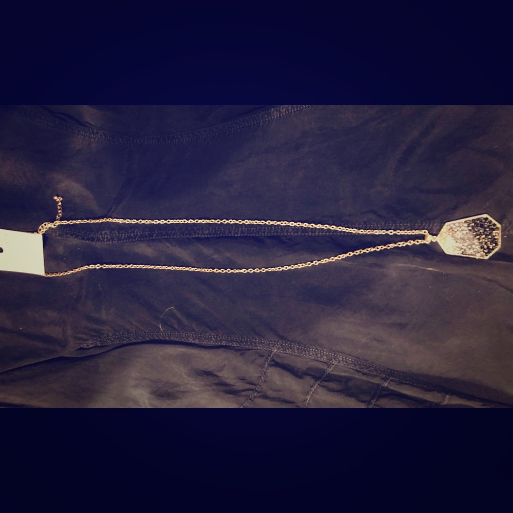 Long necklace jeweled